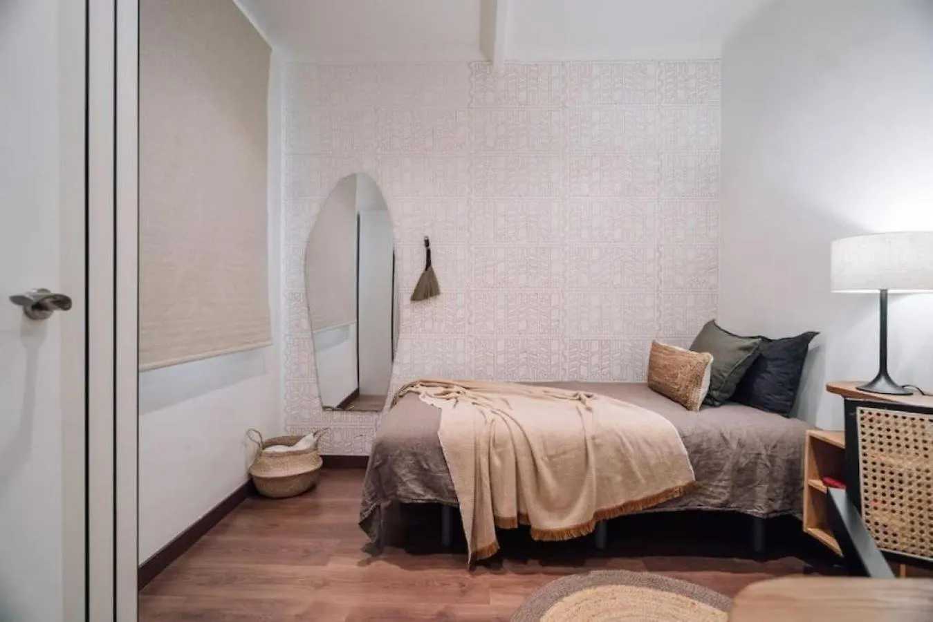 Lejlighed Bolia - 2 Bedroom And Terrace In Eixample Esquerra Barcelona Spanien