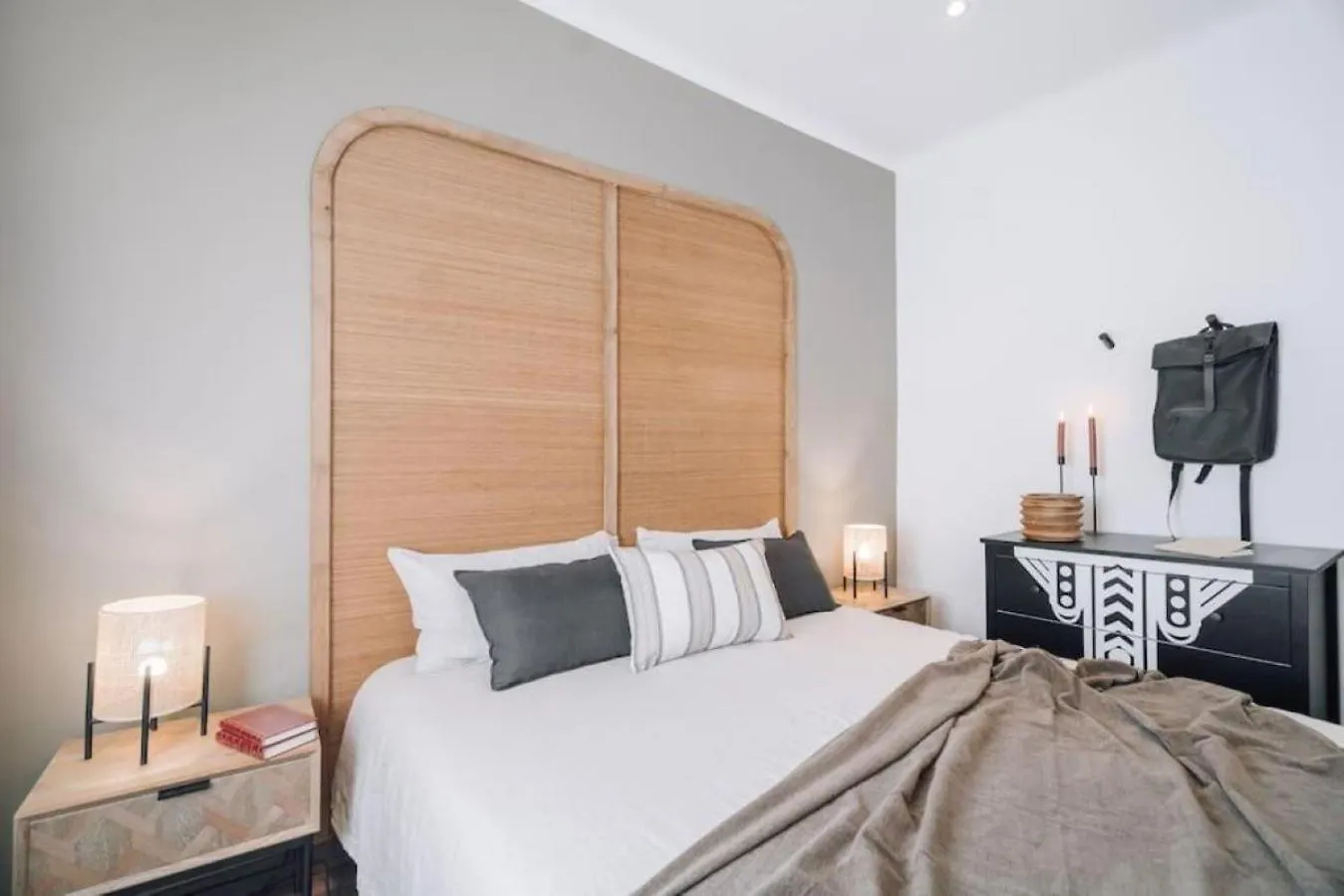 Bolia - 2 Bedroom And Terrace In Eixample Esquerra Barcelona