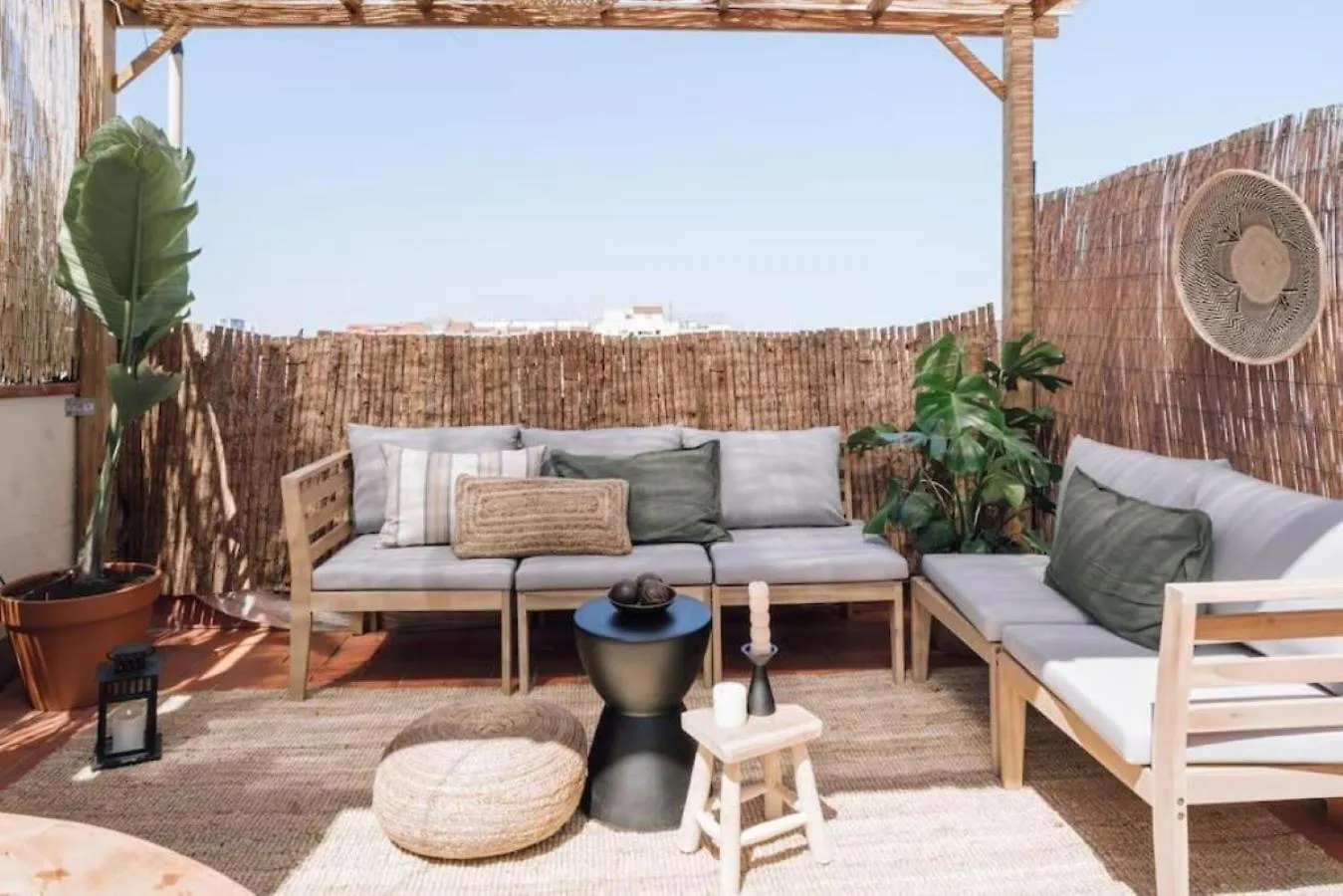 Bolia - 2 Bedroom And Terrace In Eixample Esquerra Barcellona