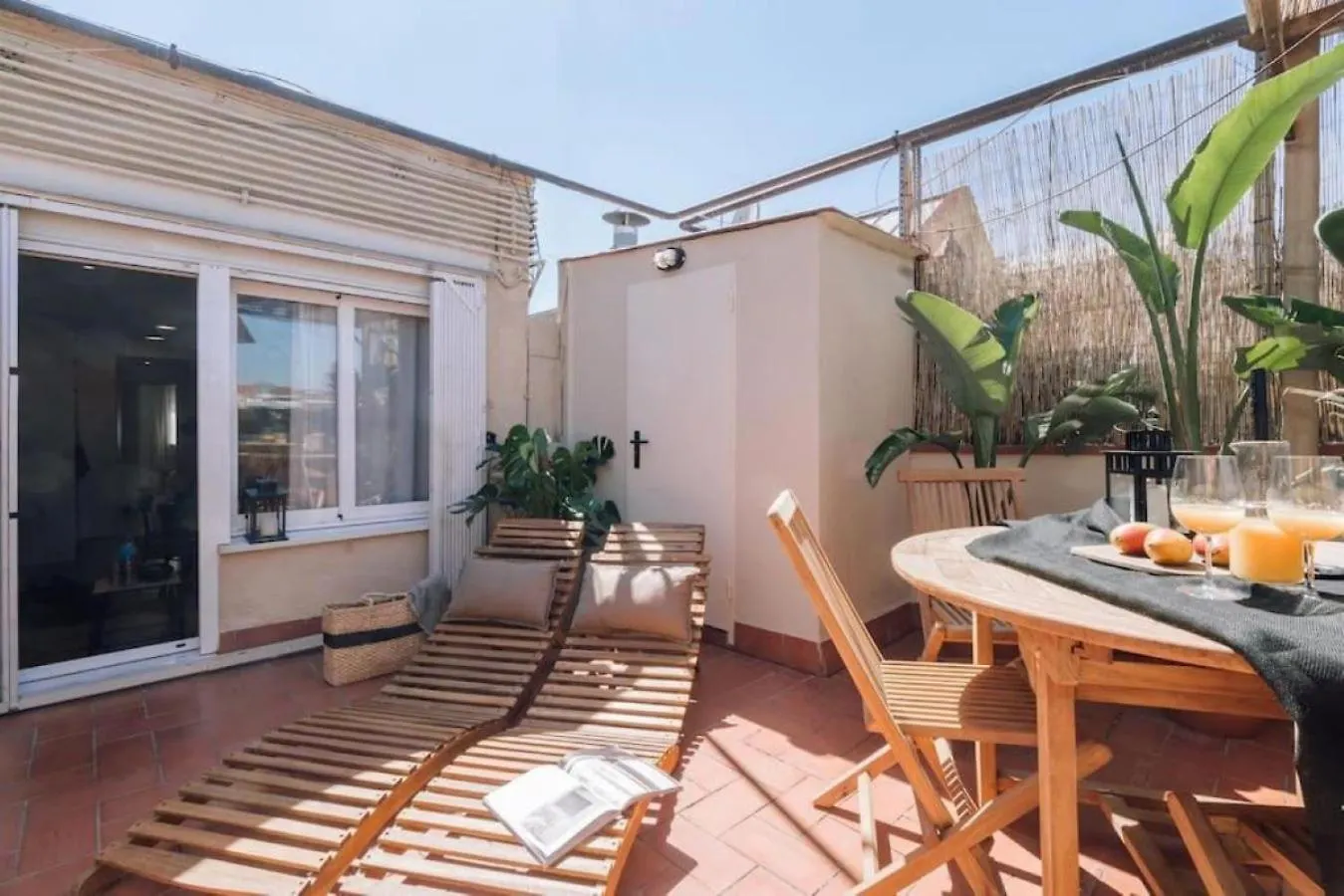 Bolia - 2 Bedroom And Terrace In Eixample Esquerra Barcellona Spagna
